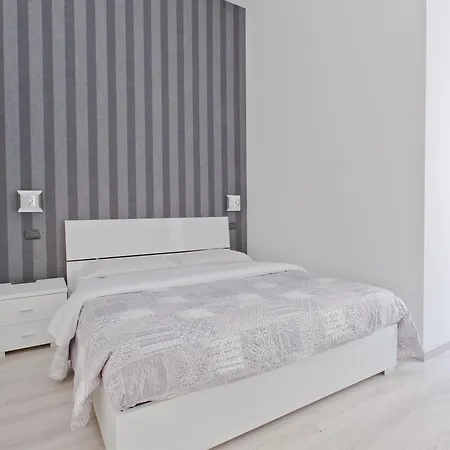 New House 3 Bed & Breakfast Rom